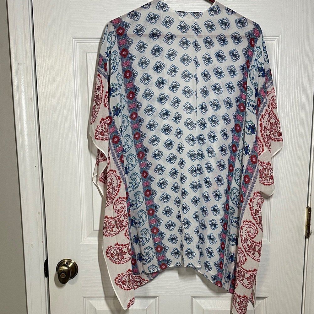Maurice’s Patterned Kimono - Picture 3 of 4